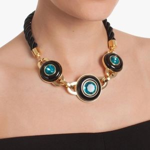 NWT Trina Turk Round Resin Statement Necklace
